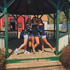 Meet your Posher, Mary catherine